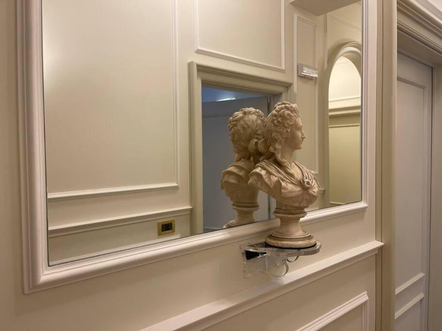 Apartment Fancy House